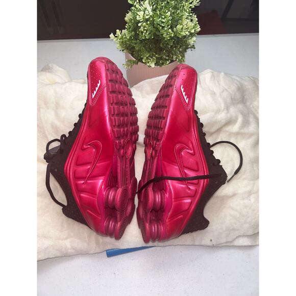 Nike Shox R4 Voltage Cherry Blk Running Shoe 302874-600 Sz 10 Rare Women's - Picture 3 of 13